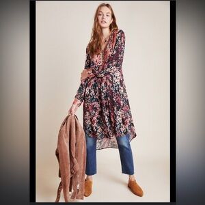 Blank London geo‎ and floral print tunic top hi lo V ruffle neck boho Sz XS